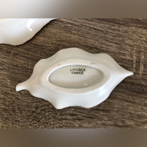 Vtg Limoges France Leaf Shaped Trinket Dishes - Picture 4 of 11